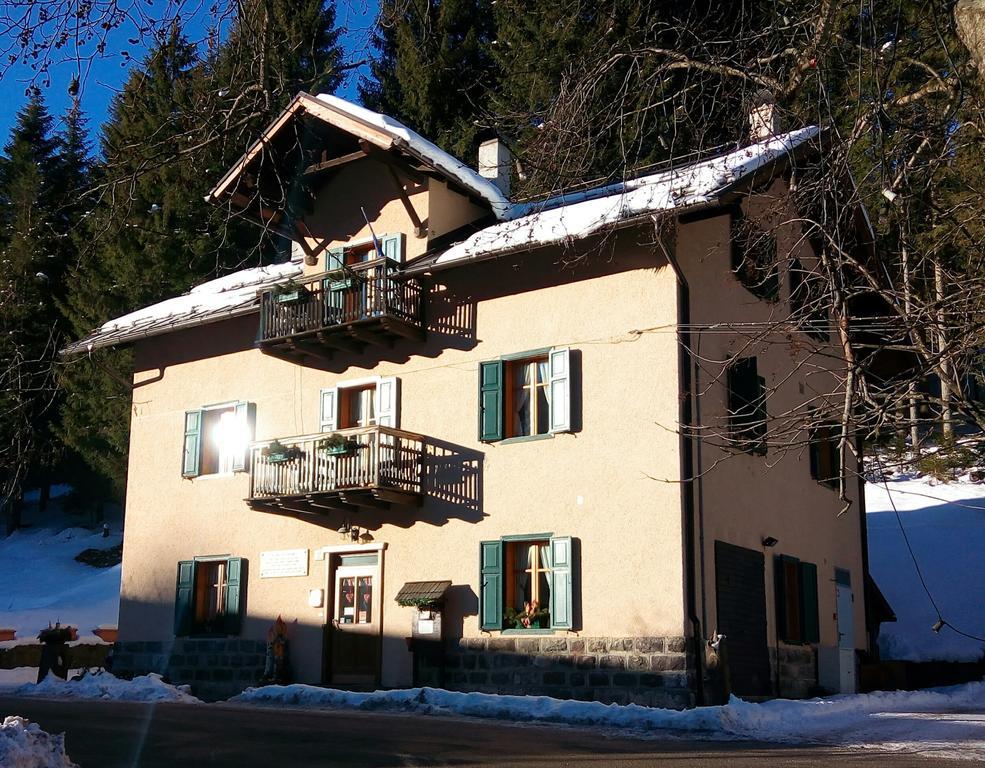 Ostello Sanmartino San Martino Di Castrozza Εξωτερικό φωτογραφία